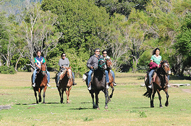 Cabalgata & Rafting Frontera